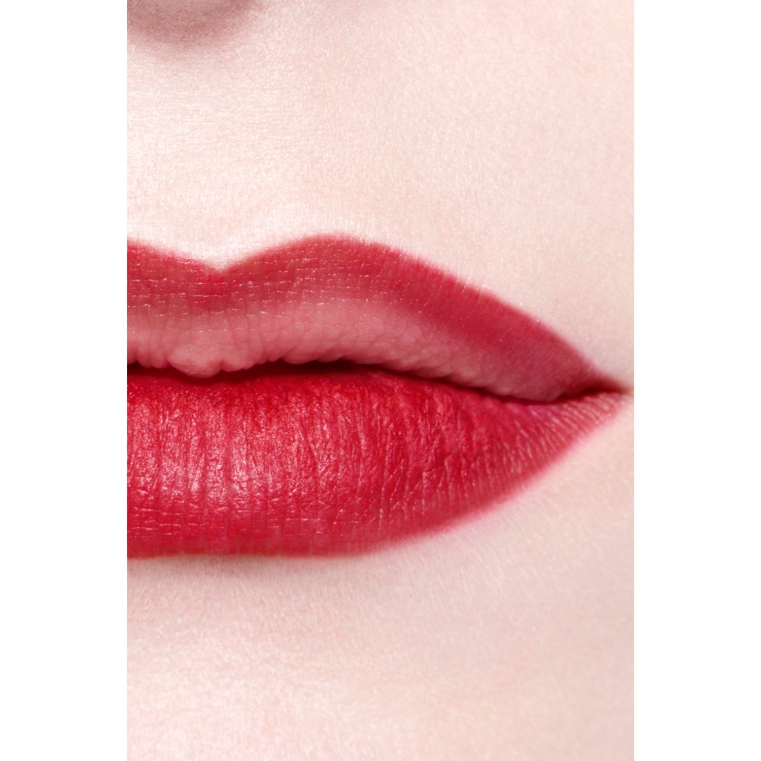 LÁPIZ CONTORNO DE LABIOS DE LARGA DURACIÓN